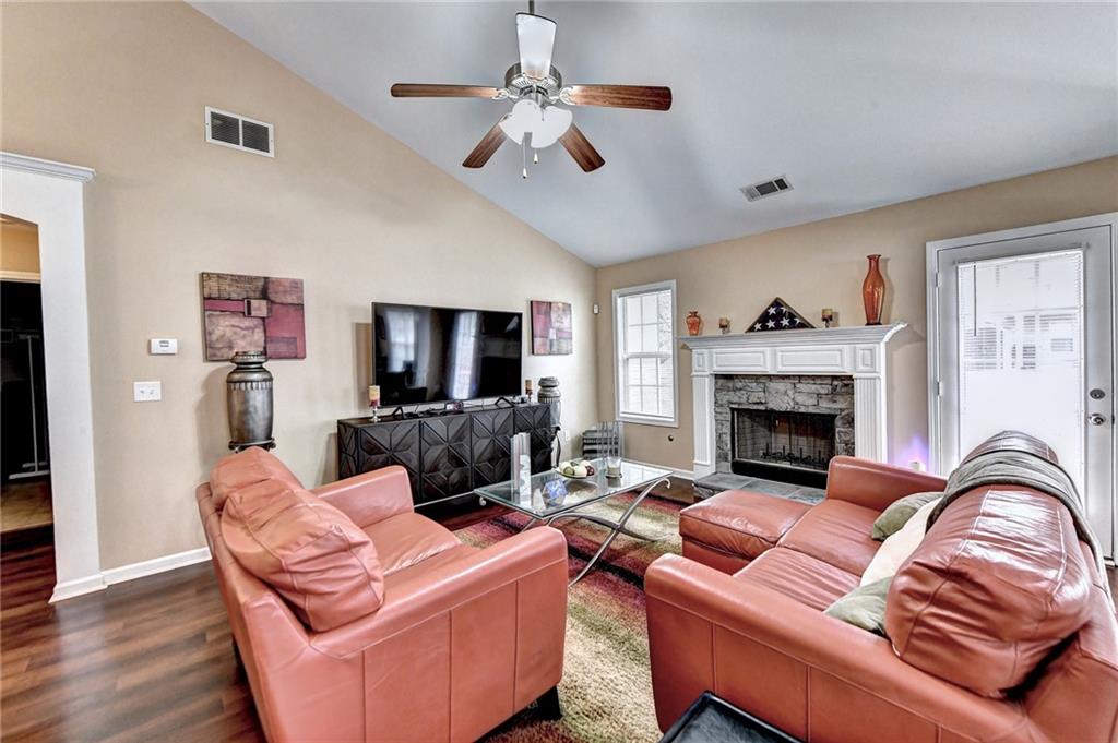 1398 Tumblerock Court
