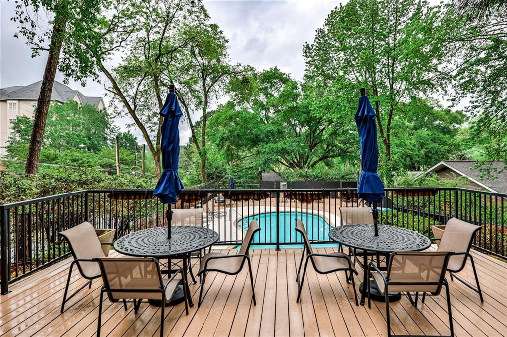 1 Biscayne Drive NW Unit: 304