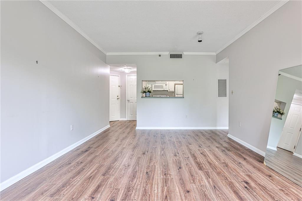 1 Biscayne Drive NW Unit: 304