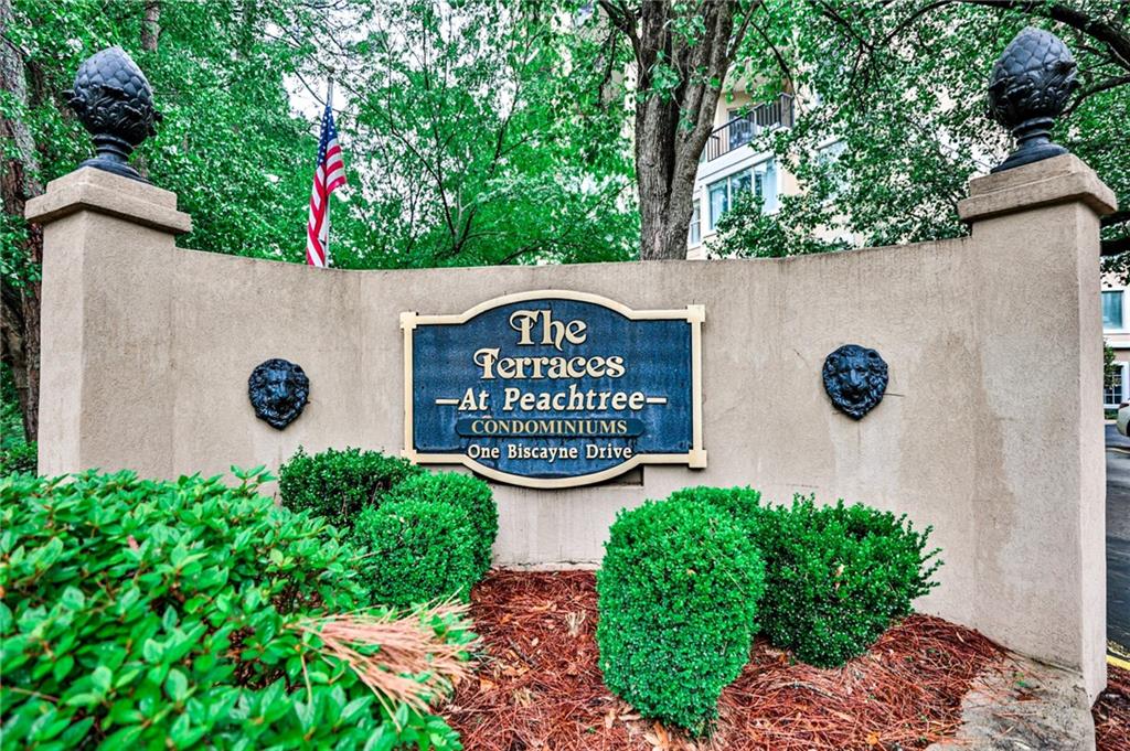 1 Biscayne Drive NW Unit: 304