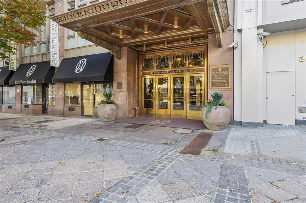 32 Peachtree Street Unit: 1406