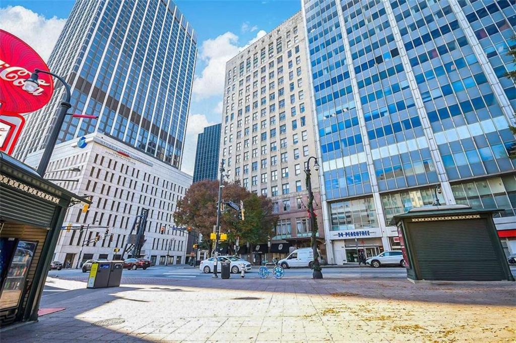 32 Peachtree Street Unit: 1406