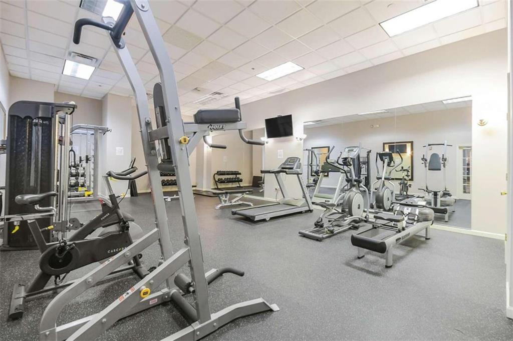 32 Peachtree Street Unit: 1406