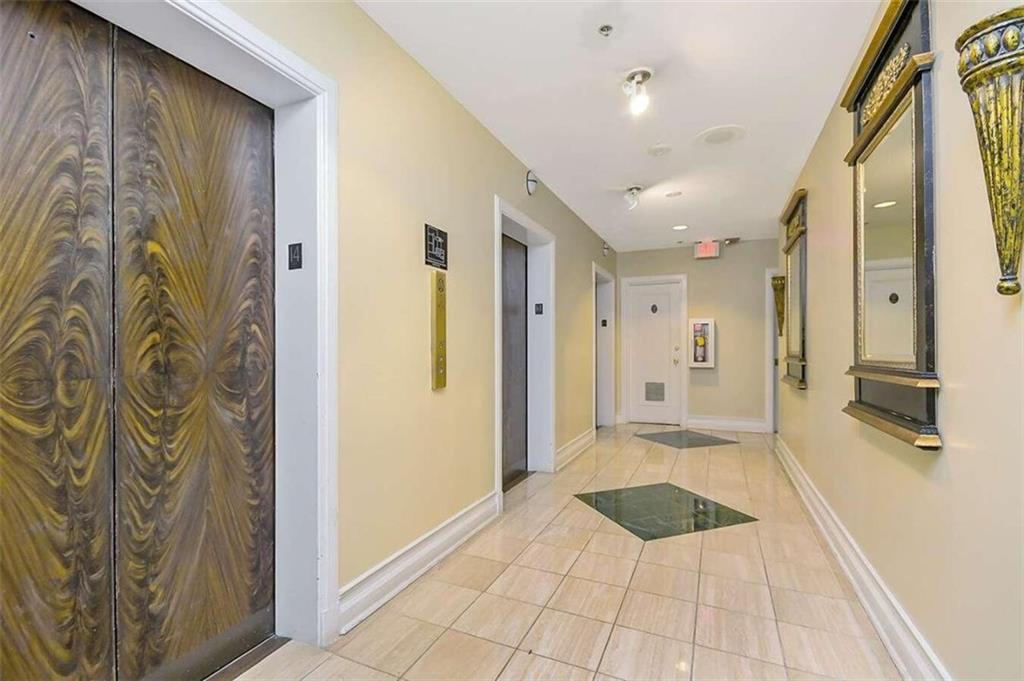 32 Peachtree Street Unit: 1406