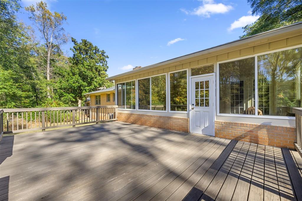 1406 Edinburgh Drive