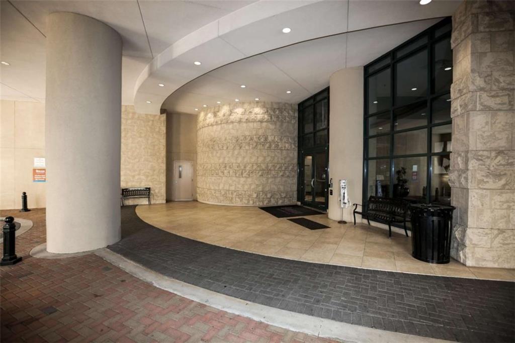 3040 Peachtree Road Unit 1010