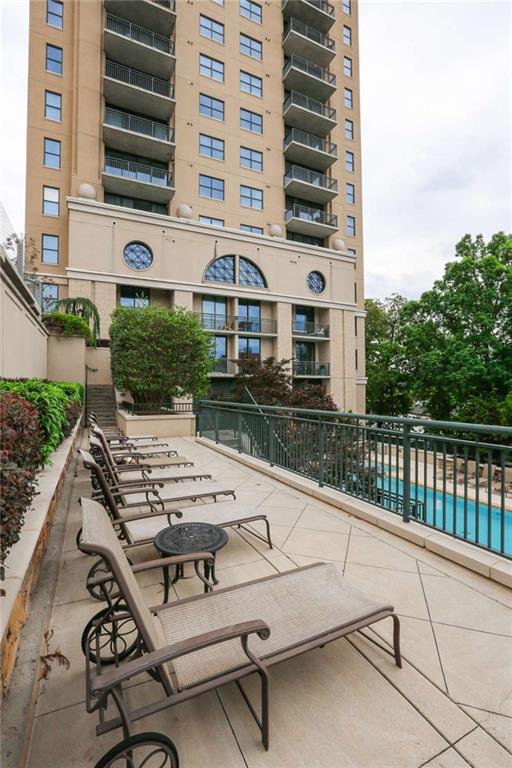 3040 Peachtree Road Unit 1010