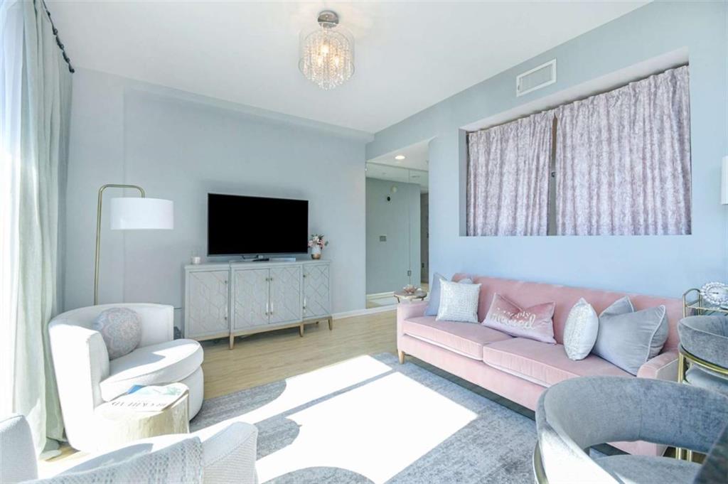 3040 Peachtree Road Unit 1010