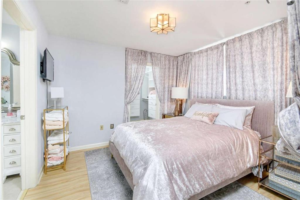 3040 Peachtree Road Unit 1010