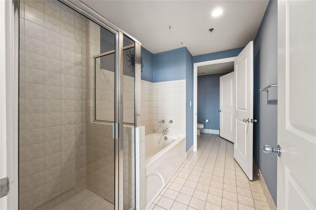 3338 PEACHTREE Road NE Unit 2804
