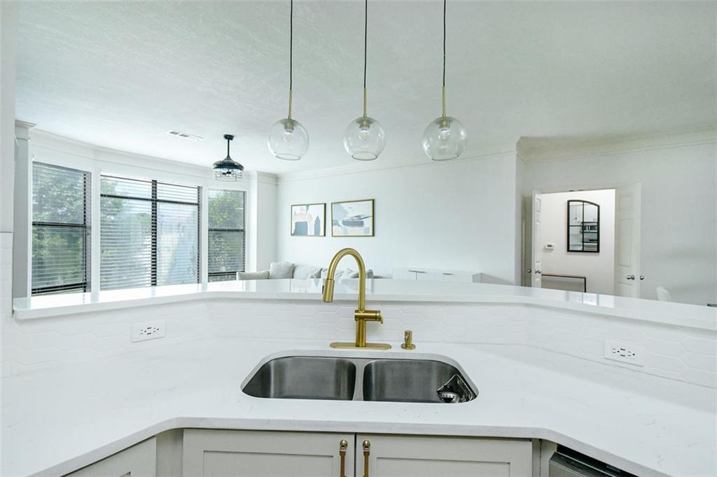400 17TH Street NW Unit 2313