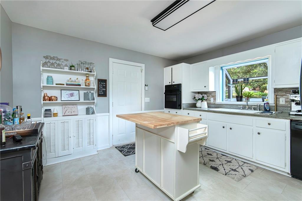 3288 Regalwoods Drive