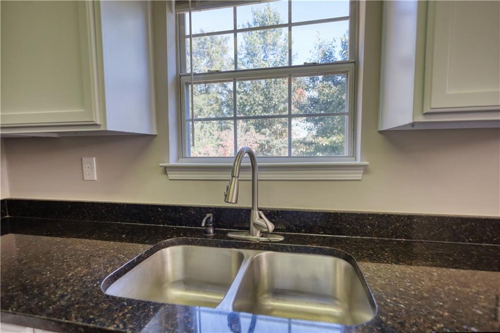 854 Asbury Trail