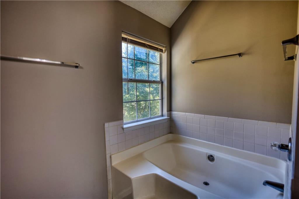 854 Asbury Trail