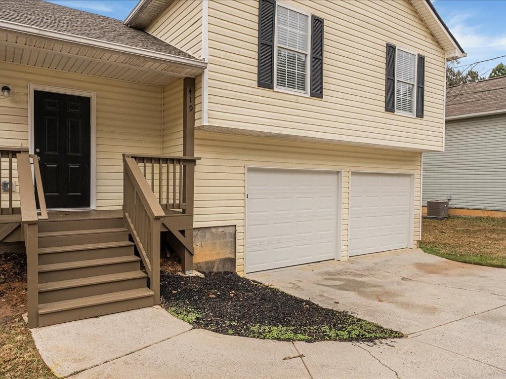 419 Ivy Crest Drive