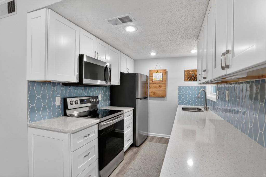 6900 Roswell Road Unit L7
