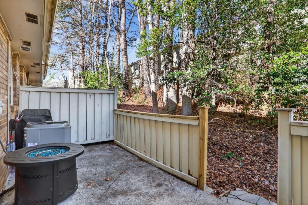 6900 Roswell Road Unit L7