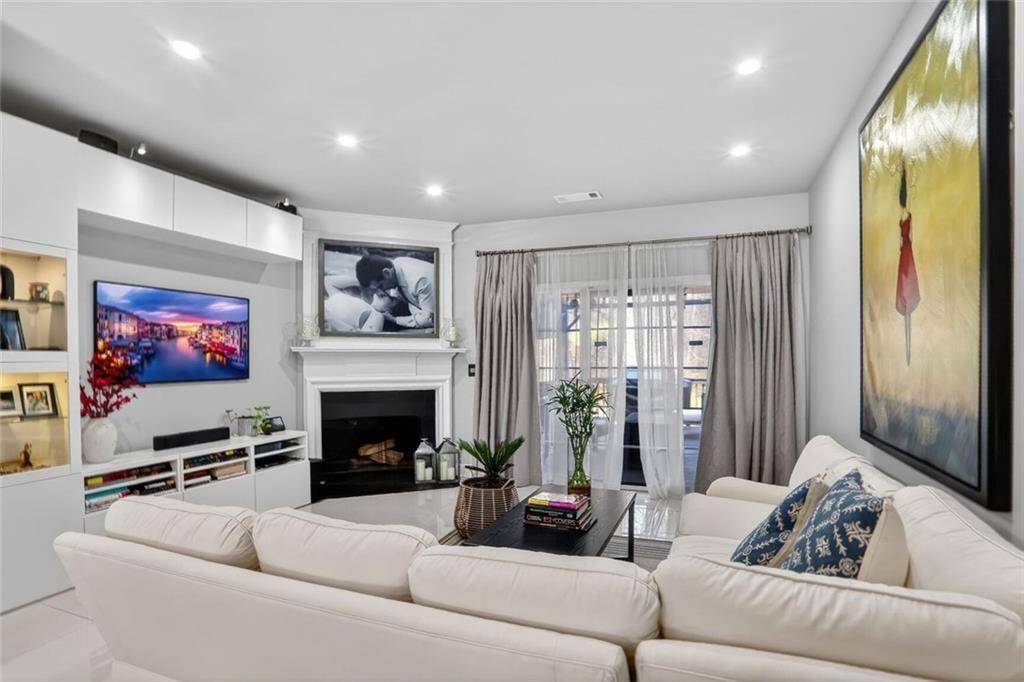 205 Devonshire Drive