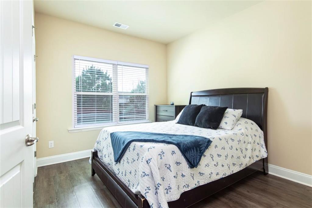 12261 Anchor Way