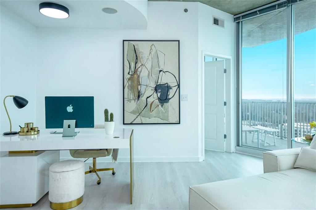 361 17th Street Unit 2122
