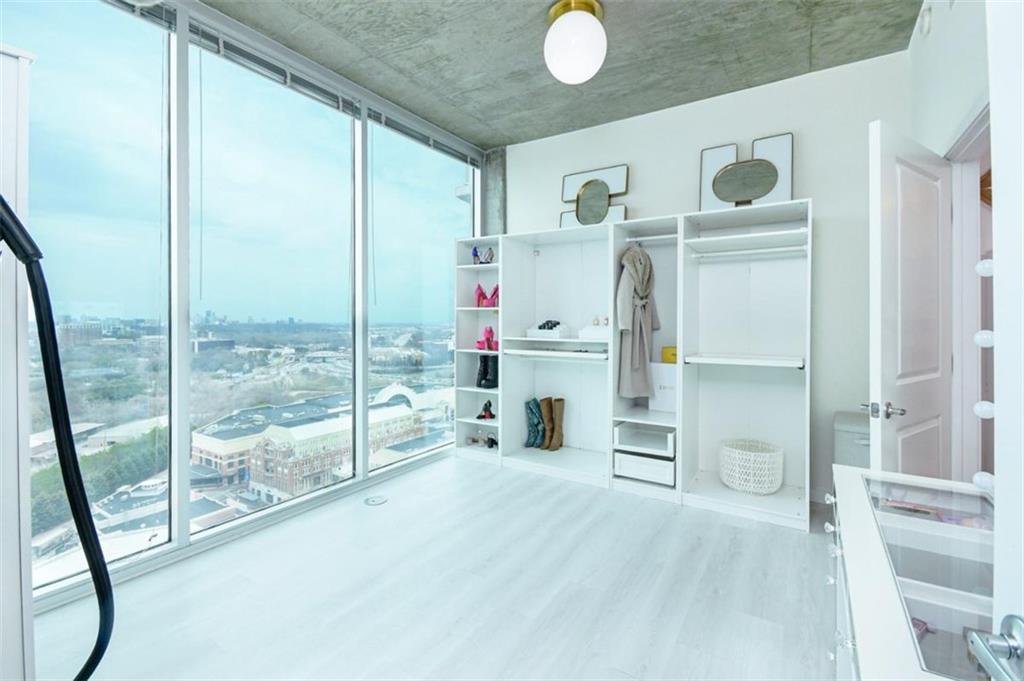 361 17th Street Unit 2122