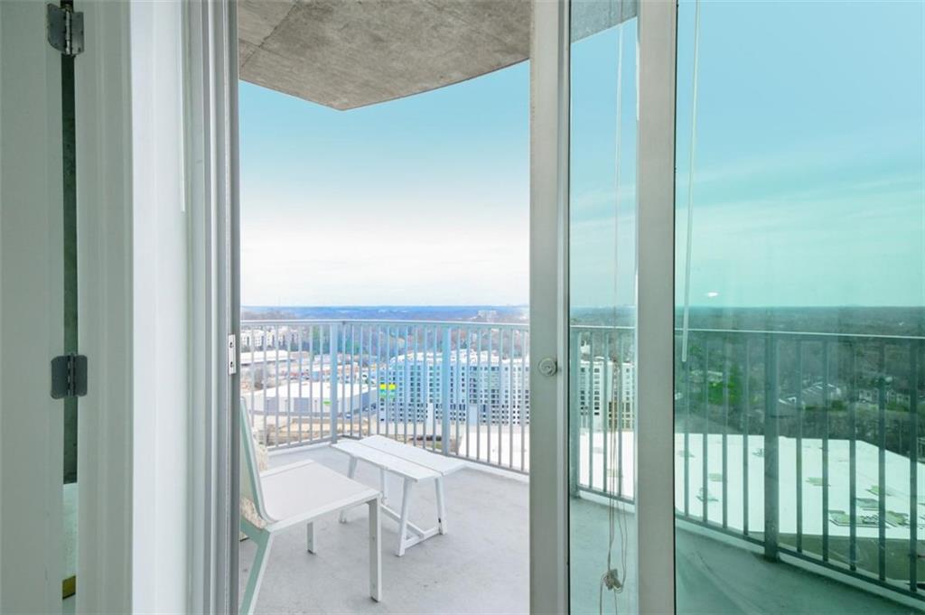 361 17th Street Unit 2122