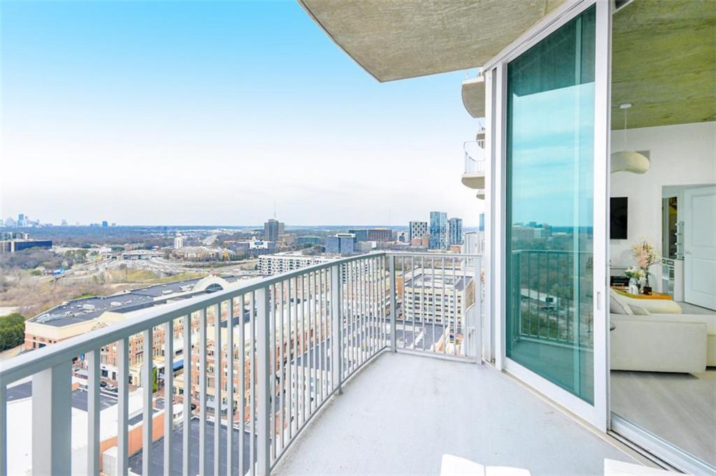 361 17th Street Unit 2122
