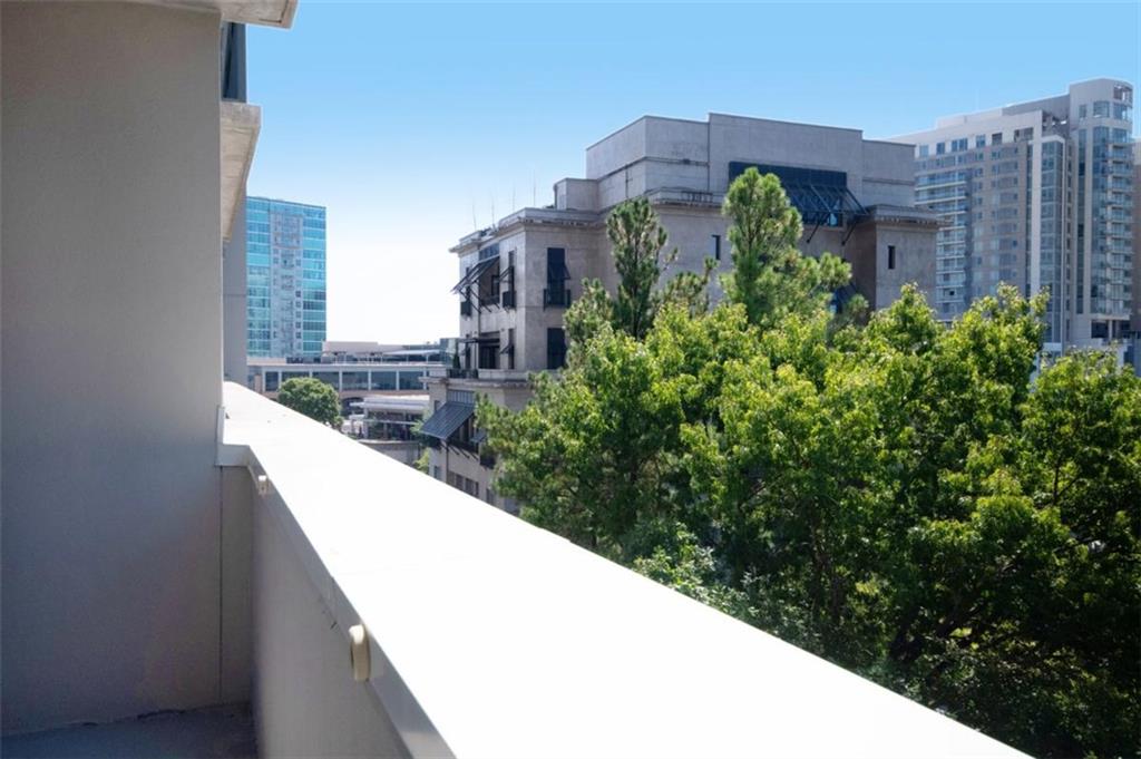 3040 Peachtree Road Unit 507