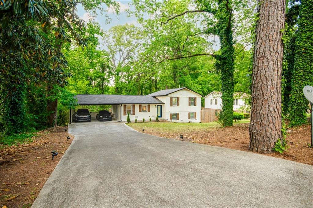 1953 Copperfield Circle