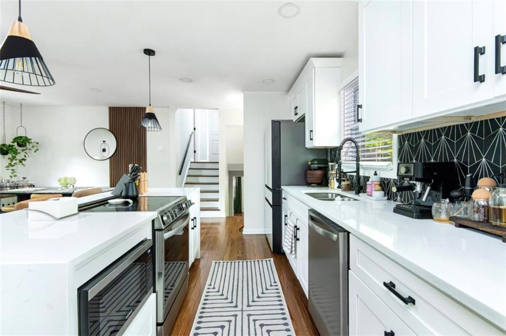 1953 Copperfield Circle
