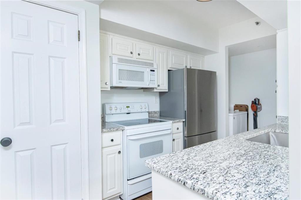 1 Biscayne Drive Unit 304