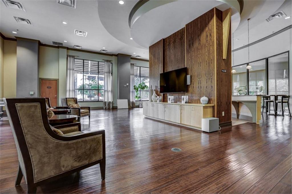 3040 Peachtree Road Unit 613