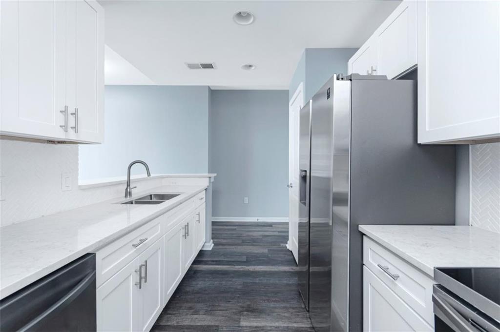 3040 Peachtree Road Unit 613