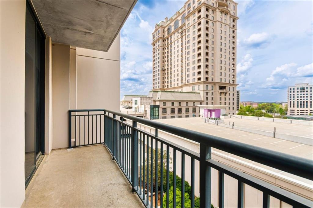 3040 Peachtree Road Unit 613