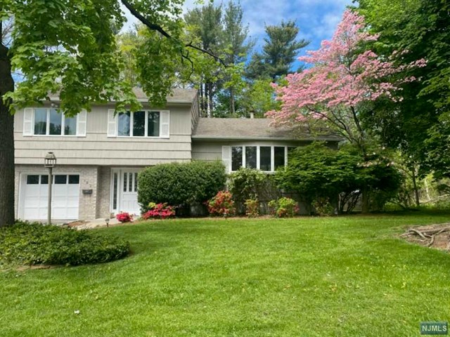 727 Mary Ann Place