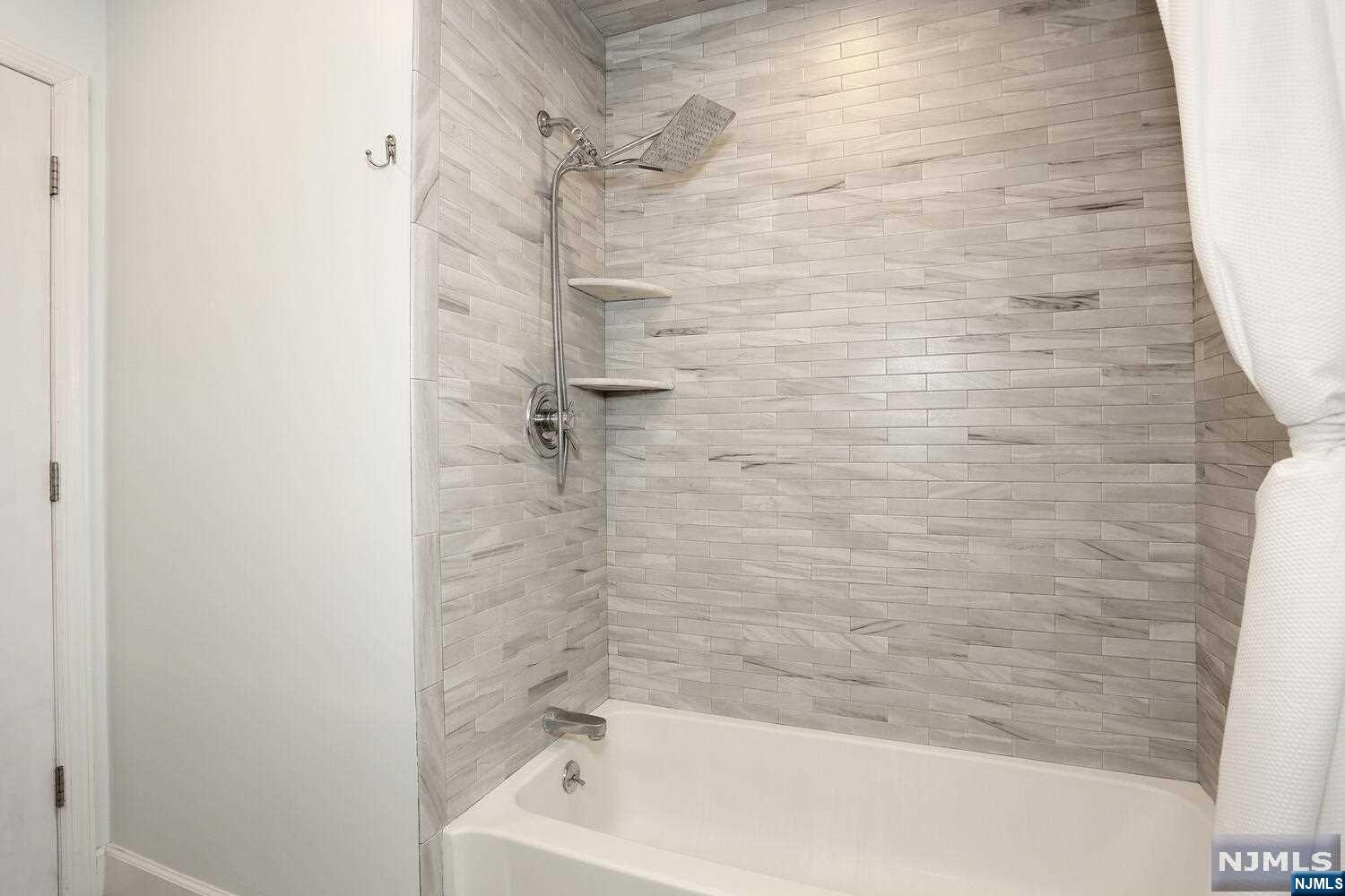 14 Rambling Brook Road