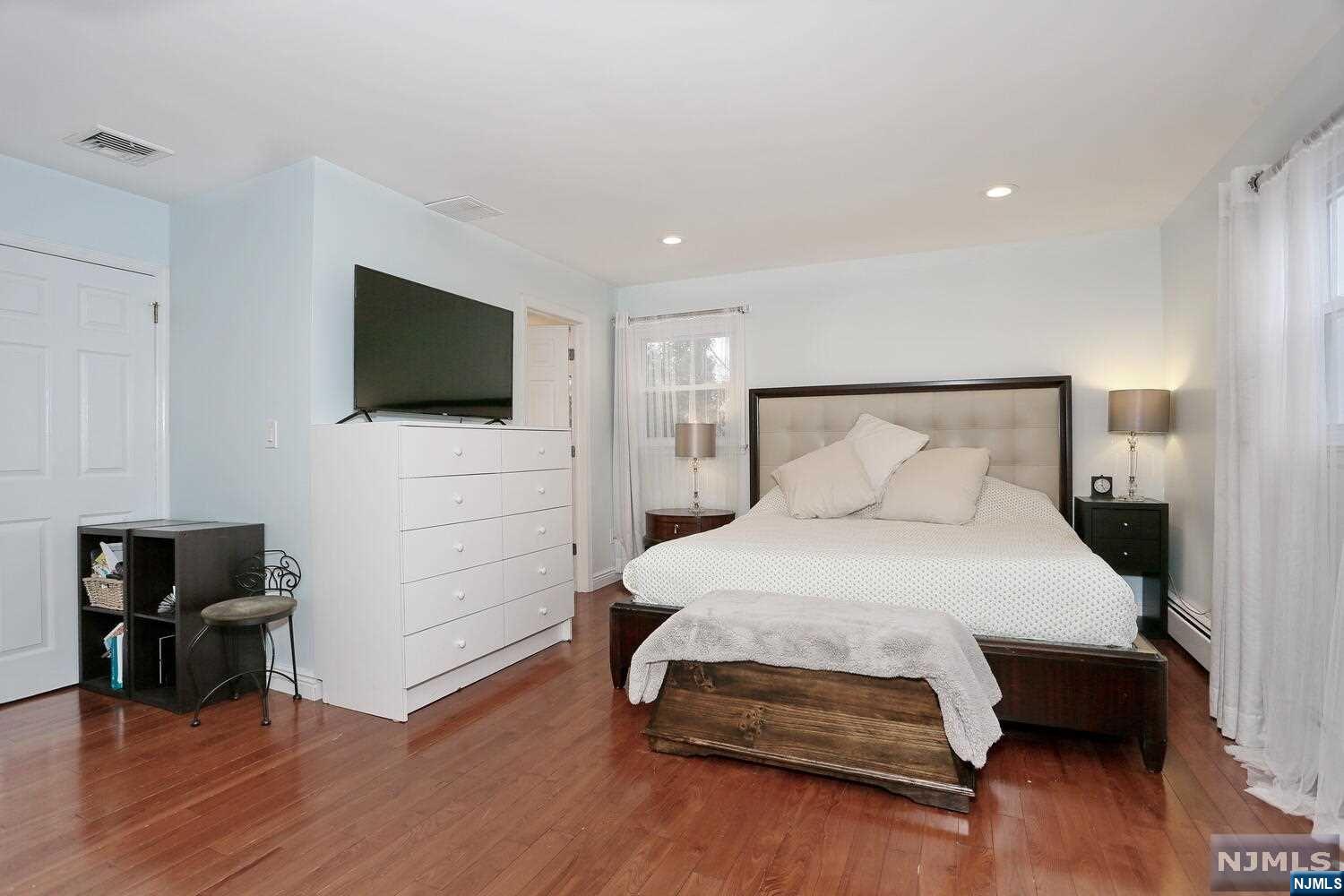 14 Rambling Brook Road