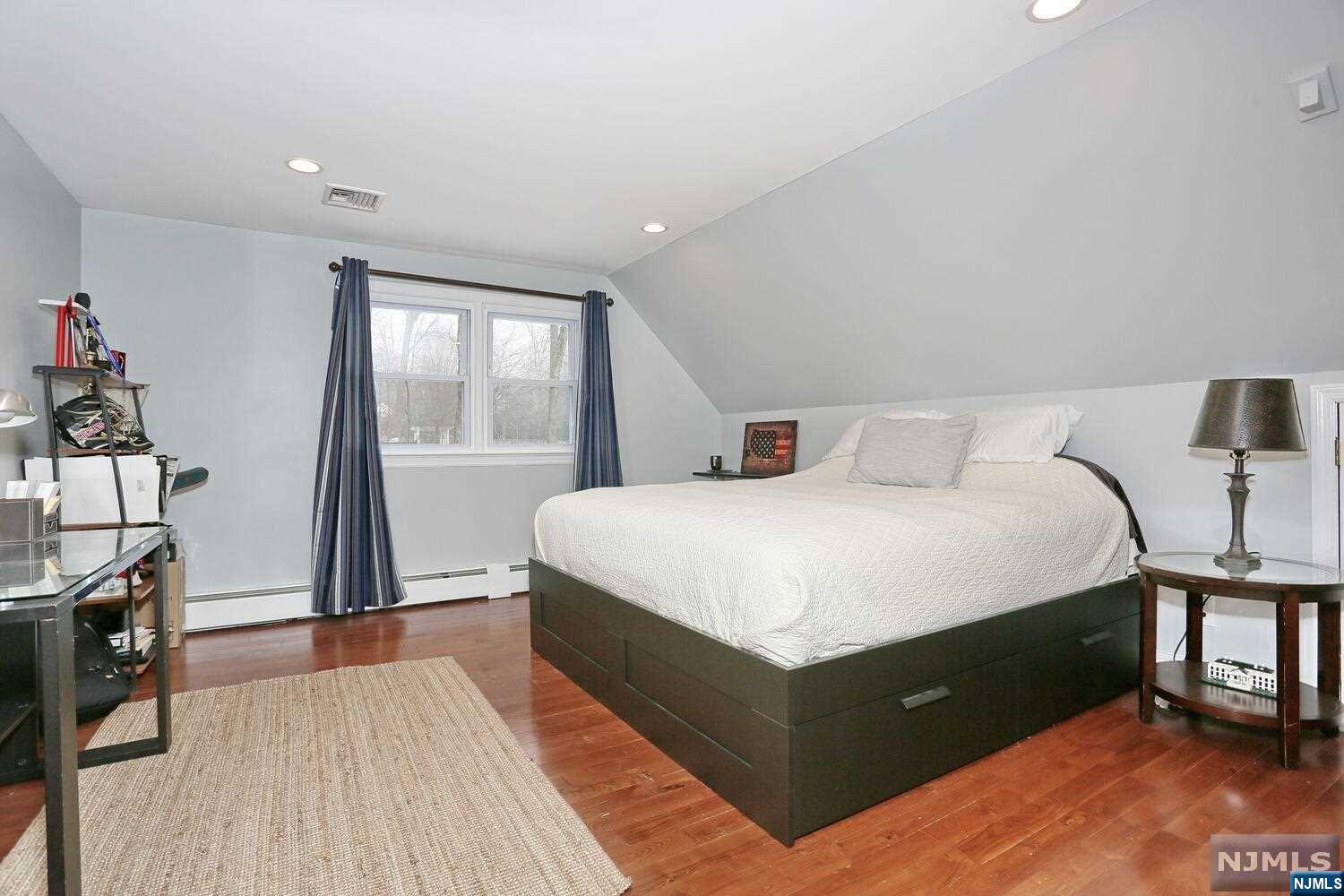 14 Rambling Brook Road
