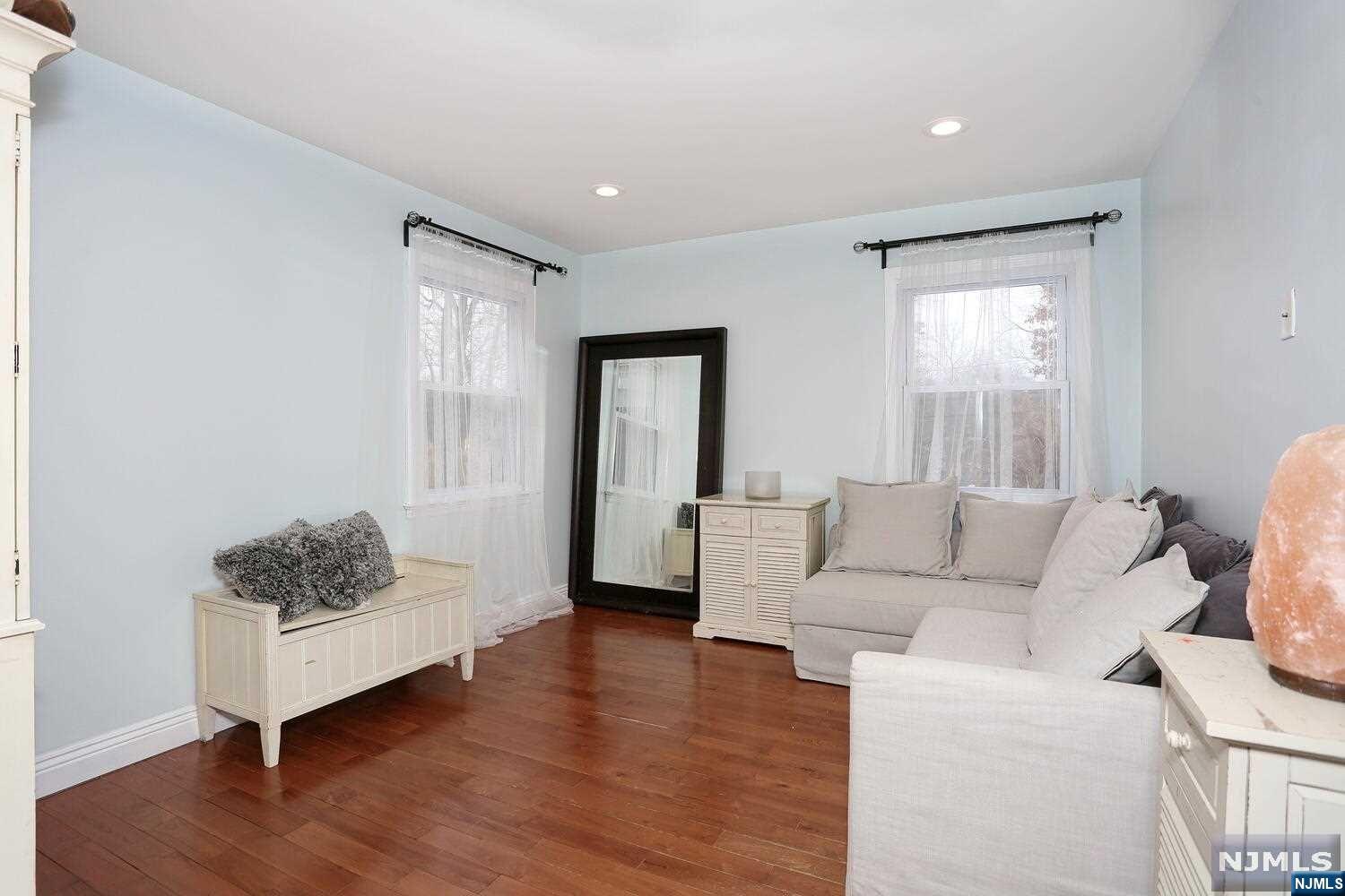 14 Rambling Brook Road