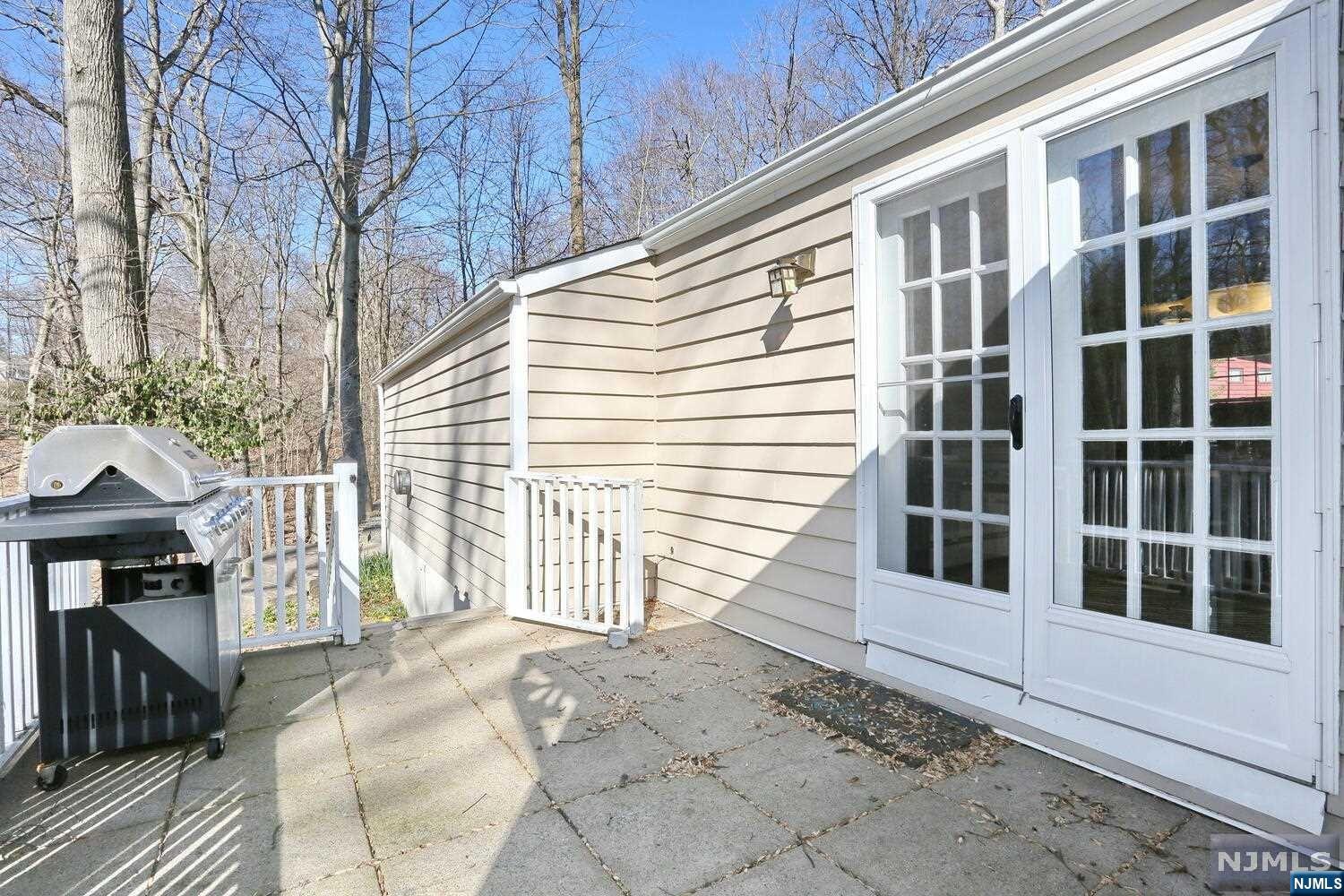 31 Pine Drive