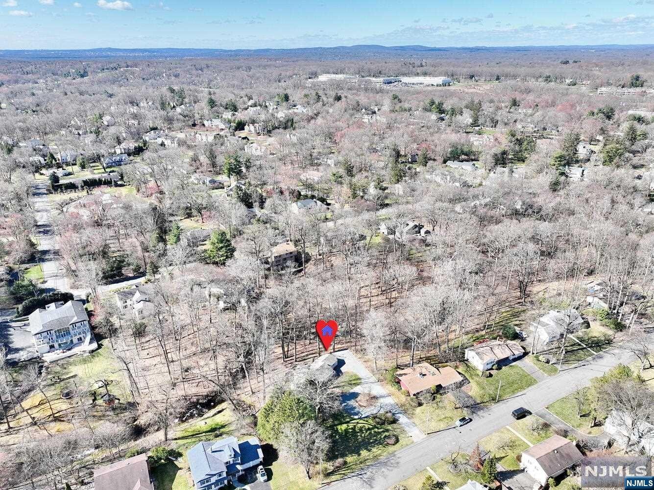 31 Pine Drive