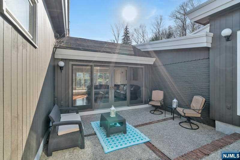 56 Fawnhill Road