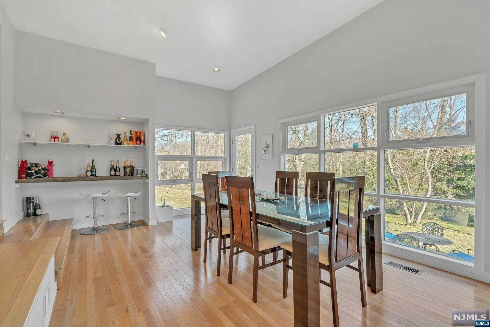 56 Fawnhill Road