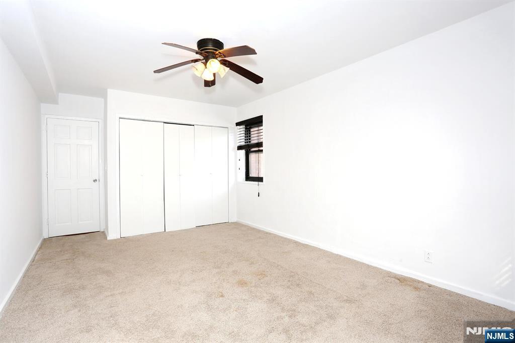 208 Anderson Street S4F