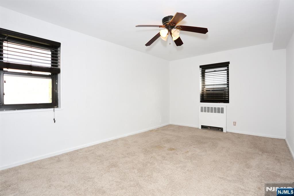 208 Anderson Street S4F