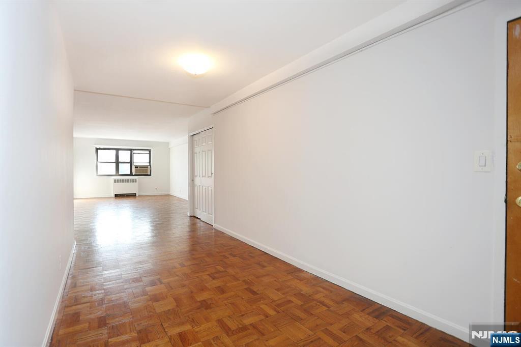 208 Anderson Street S4F