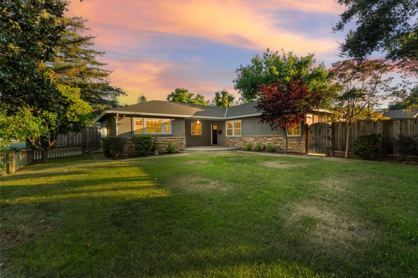 15543 Longwood DR