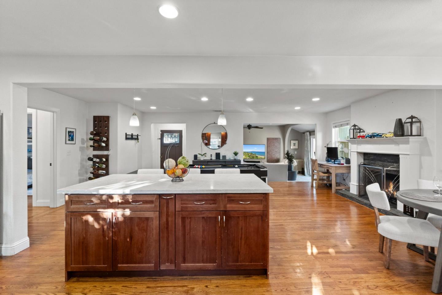 15543 Longwood DR