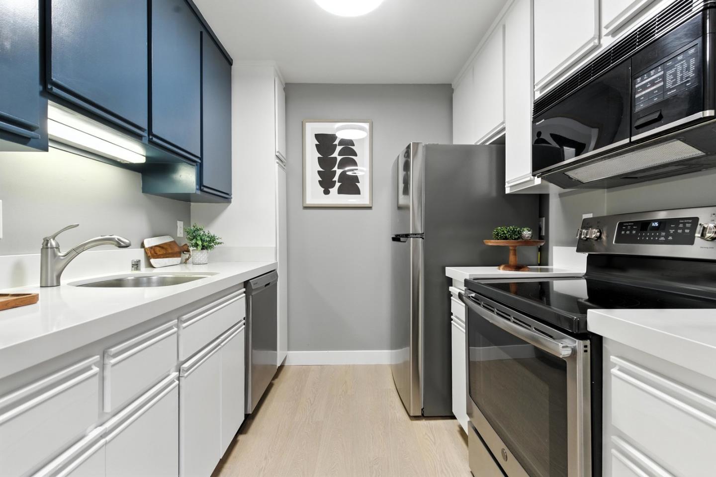 905 West Middlefield Road 974