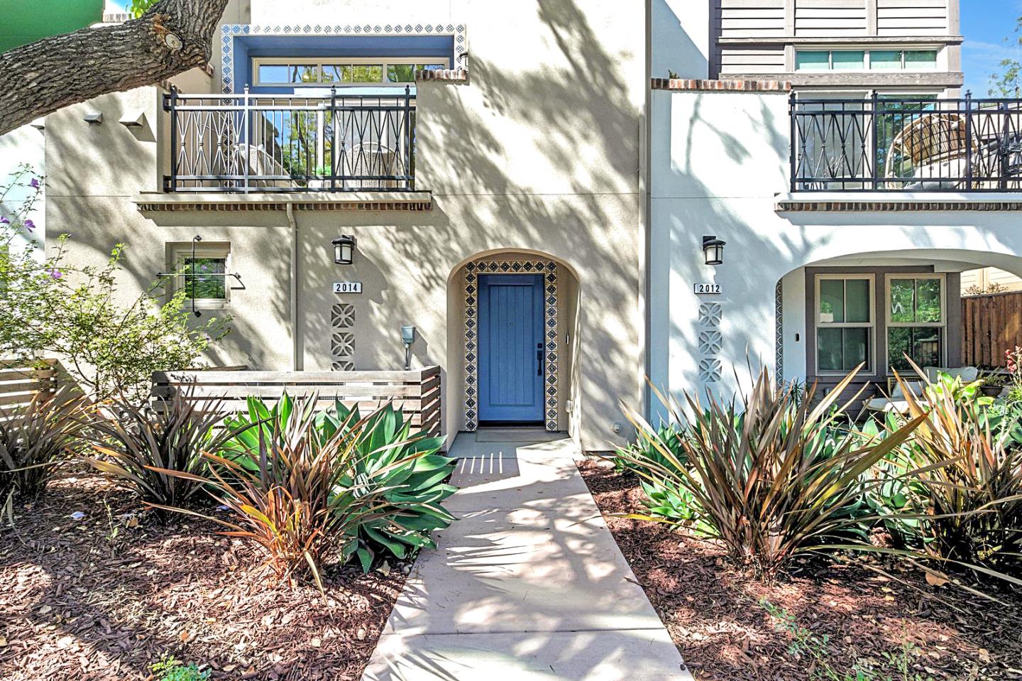 2014 West Middlefield Road